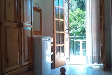 Pensión Saint Sunday Parga