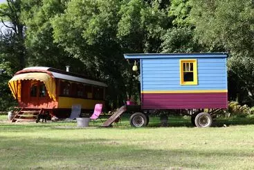 Haus Les Roulottes Du Lot