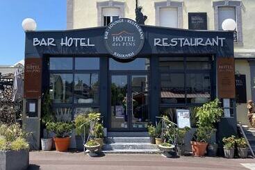 ホテル Hôtel Des Pins