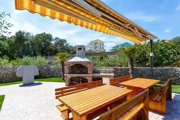 Turistihuoneistot Apartments Vlado