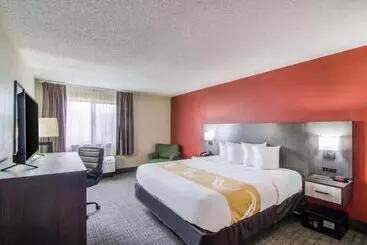 בית מלון כפרי Quality Inn Near University Of Mobile