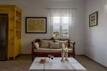 آپارتمان‌های توریست‌ها Kimolos Houses