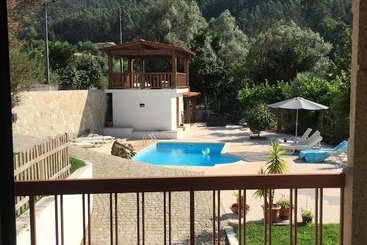 شقق خاصة سياحية Beautiful Detached Villa With Private Pool, Fibre Wi Fi, Garden, Games Room & Bbq