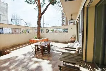 Appartements touristiques La Casa Del Pi · La Casa Del Pi · House In The City, Next To Barcelona And Beach