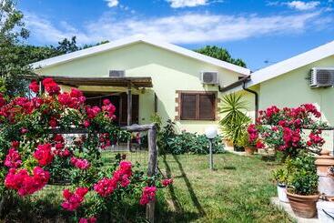 هتل روستایی Agriturismo Il Roseto