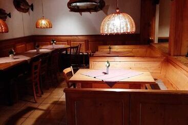 Пансион Gasthof Gollo