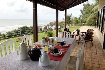 هتل Pipátoa Bungalows