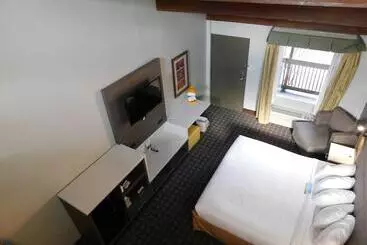 Szálloda Days Inn & Suites By Wyndham Downtown Gatlinburg Parkway