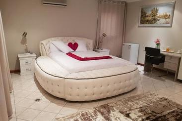 Pension Alimop Guesthouse