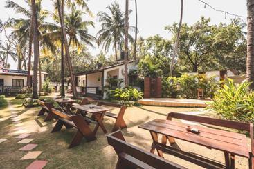 Piggy Hostel Vagator