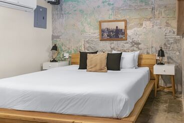 Отель Selina Casco Viejo Panama City