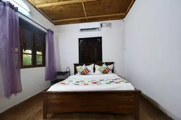 Hotel Oyo 23417 Elegant Studio
