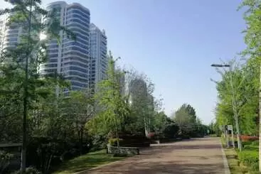 Hotelli Poltton International Apartment Luohe