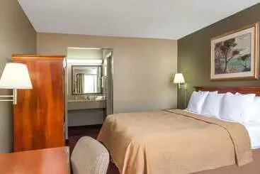 Отель Knights Inn Lebanon