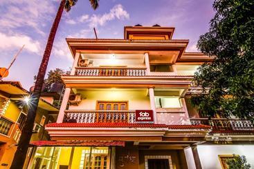 Hotel Fabexpress Way Inn