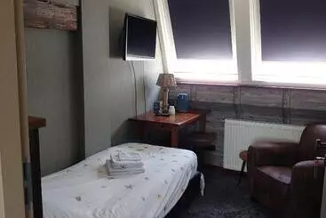 De Cyprian Bed & Breakfast