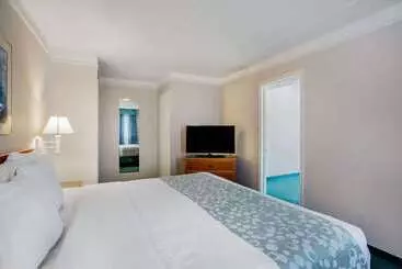 هتل Baymont By Wyndham Abilene