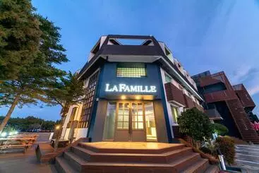 Hotel La Famille