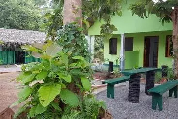 هتل Vimal Villa