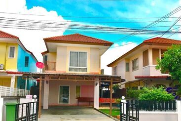 פנסיון Little Tokyo House