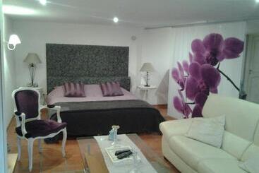 ベッドアンドブレックファースト Les Chambres D Hôtes De La Ferrage