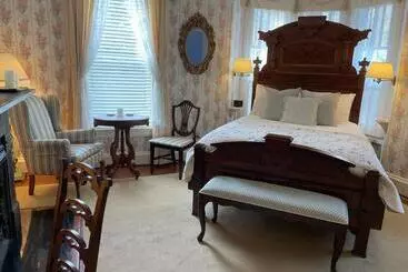 酒店 The Oaks Victorian Inn