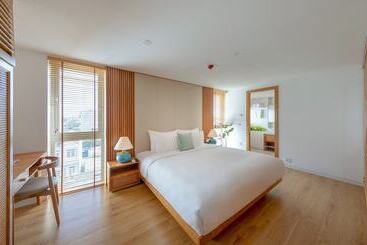 Prana Boutique Hotel And Apartments