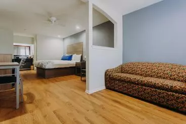 هتل Scottish Inn & Suites Kemah Boardwalk