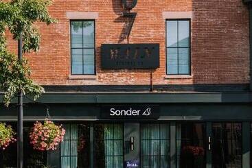 Hotell Sonder 907 Main