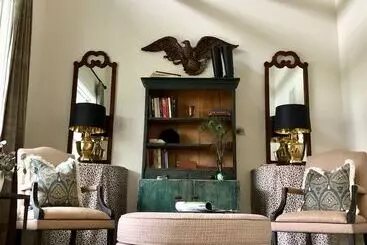 Majatalo The Farmhouse