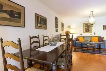 آپارتمان‌های توریست‌ها Villa Ane