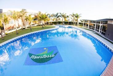 فندق Posada Maestosso