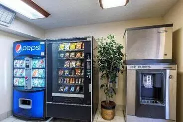 ホテル Red Roof Inn Mystic New London