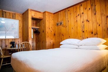 هتل Red Stone Inn