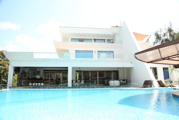 Hotel Seaclusion Diani