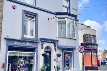 Bed and Breakfast Ebenezer S Place