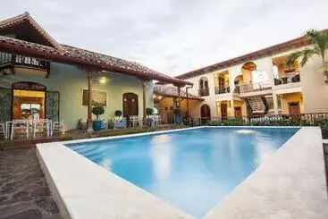 ペンション Plaza Marbella Granada Condominium
