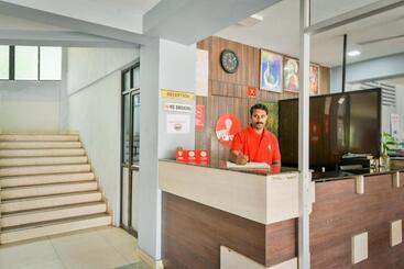 Szálloda Oyo 15226 Crystal Residency