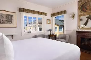 Отель Seven Gables Inn On Monterey Bay, A Kirkwood Collection