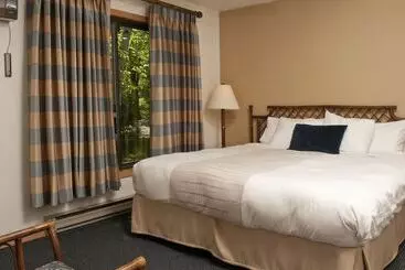 בית מלון כפרי The Shallows Resort