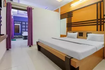 Hotel Spot On 63682 Tharun Guest House