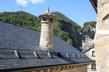 Albergue Casa De Broto