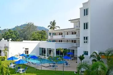 Hotel Avi Pangkor Beach Resort