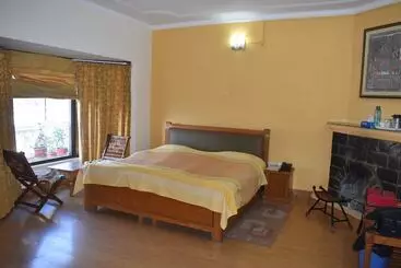 Hotel Divy Himalayan Retreat