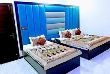 پانسیون Galaxy Inn Guest House