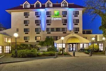 בית מלון כפרי Holiday Inn Express Boston Waltham, An Ihg