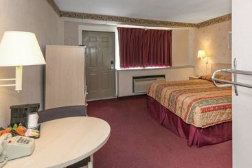 モーテル Rodeway Inn