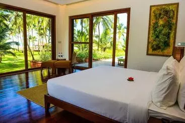 Otel Niraamaya Private Residences Benaulim
