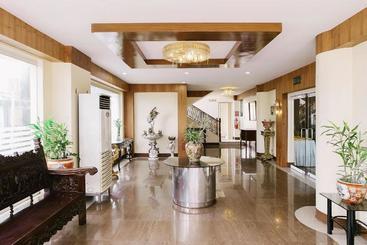 Gems Hotel And Conference Center