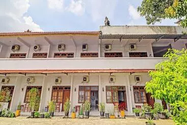 Hotel Gusti Residence By Oyo Rooms